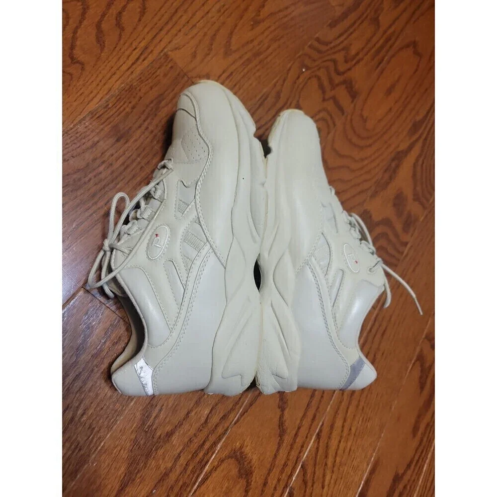 PROPET W2034 Size‎ 10 Casual Leather shock Obsorbant Shoes Beige